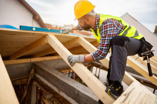 Quick and Trustworthy Emergency Roof Repair Services in Lochmoor Waterway Estates, FL